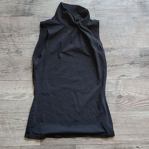 🥳 4 for 30$ Sleeveless High Neck Tank